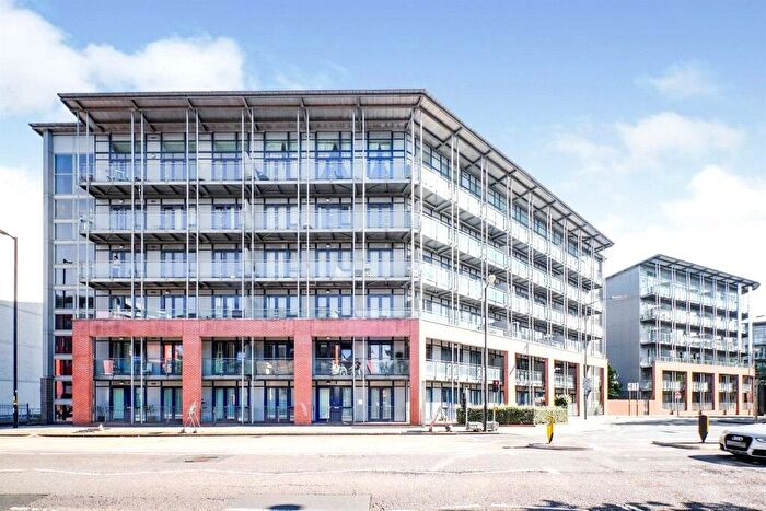 2 Bedroom Flat To Rent In Bath Row, Birmingham, West Midlands, B15