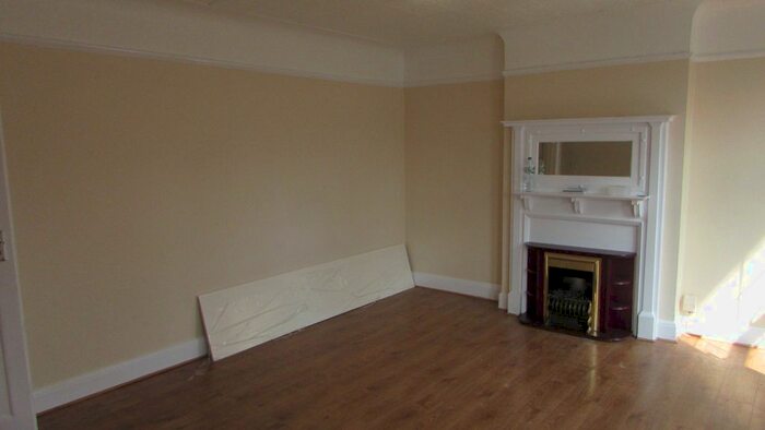 2 Bedroom Flat To Rent In Leybourne Road, London, NW9