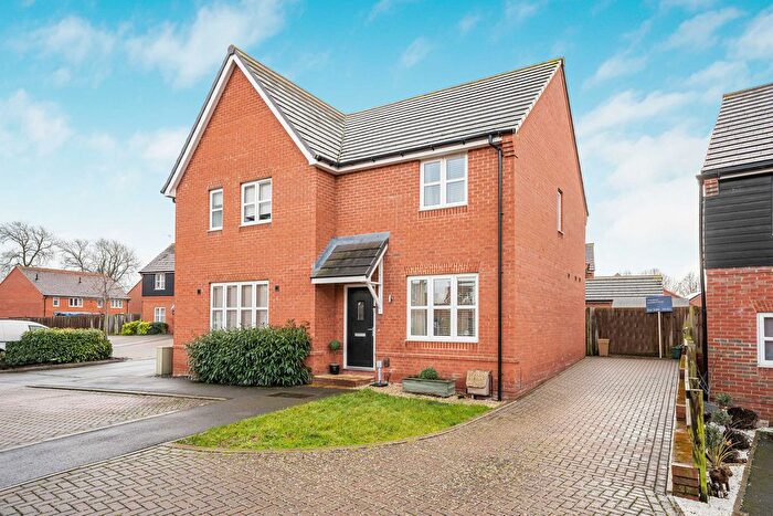 2 Bedroom Semi-Detached House For Sale In Teasel Bank, Harwell, OX11