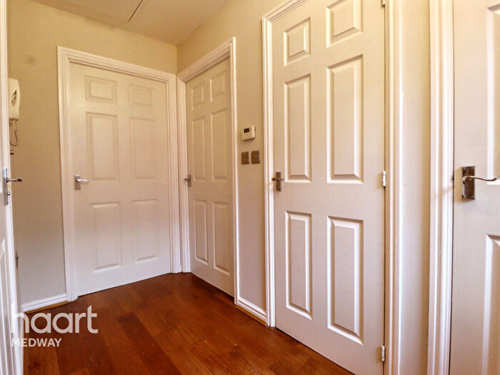 1 Bedroom Apartment To Rent In Butlers Park Way, Rochester, ME2