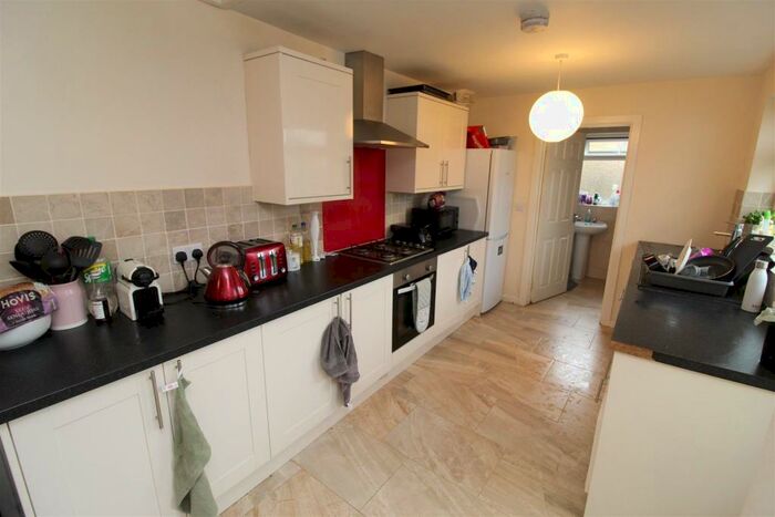 4 Bedroom House To Rent In Talygarn Street, Gabalfa, Cardiff, CF14