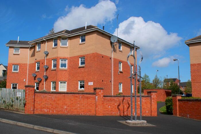 2 Bedroom Flat To Rent In Robertson Court, Town Centre, Chester Le Street, County Durham DH3