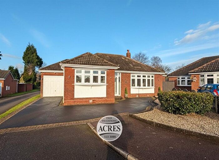 3 Bedroom Detached Bungalow For Sale In Harvey Drive, Four Oaks, B75