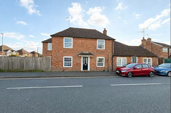 2 Bedroom Flat To Rent In Abbey Barn Road, High Wycombe, HP11