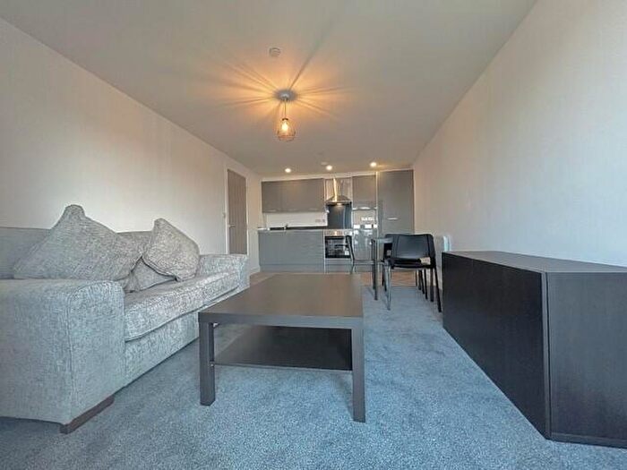 3 Bedroom Apartment To Rent In Richmond Road, Cardiff(City), CF24