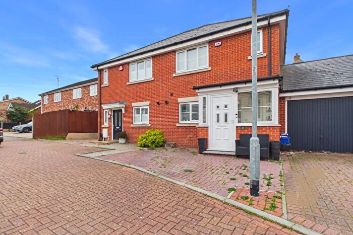 Property For Sale In School Avenue, Basildon, SS15