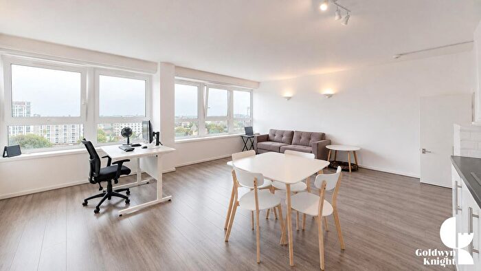 2 Bedroom Flat To Rent In The Vista, London, SE18