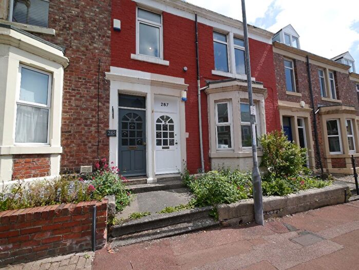 2 Bedroom Flat To Rent In Rectory Road, Gateshead, NE8