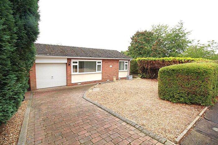 3 Bedroom Bungalow To Rent In Godwin Close, Bedford, MK43