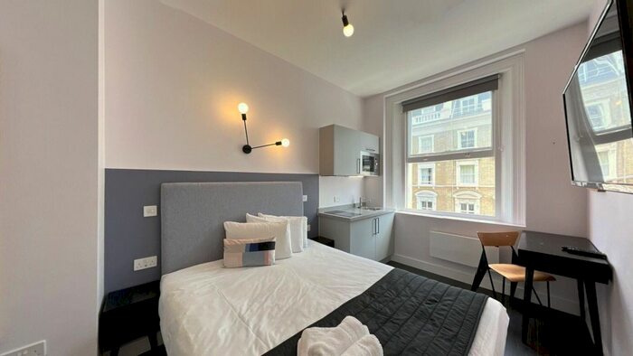 Studio To Rent In Clanricarde Gardens, London, W2