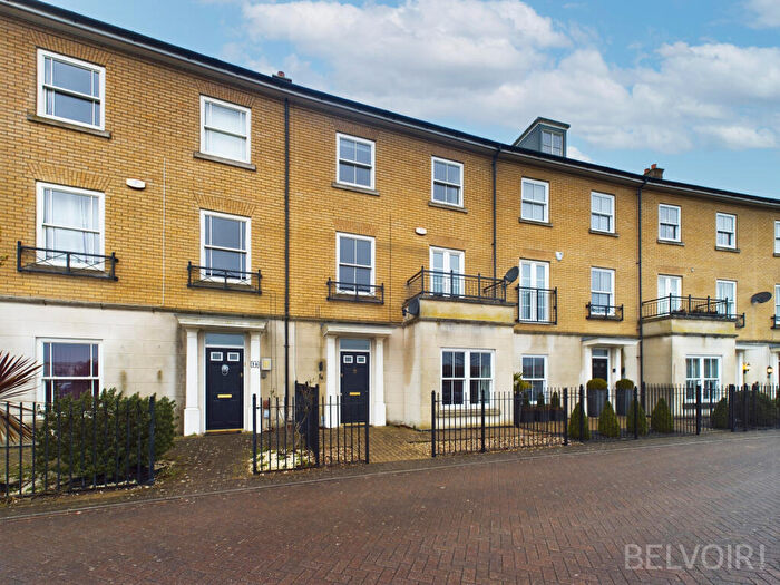 4 Bedroom Town House For Sale In Bonny Crescent, Ipswich, IP3
