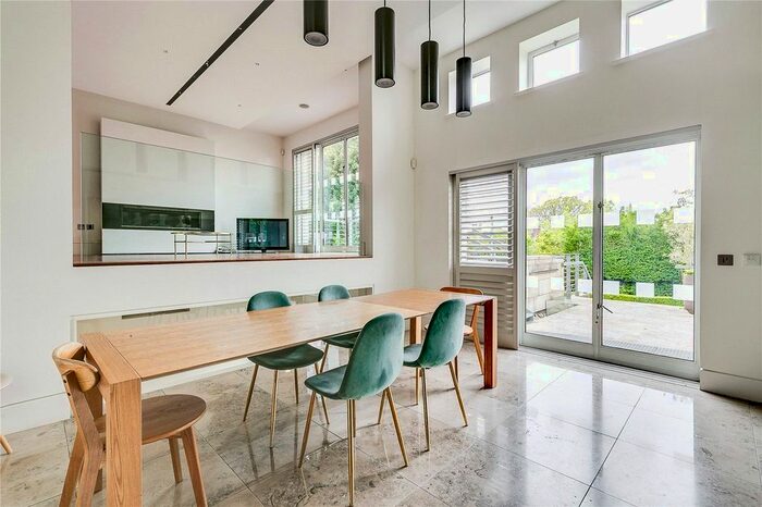 6 Bedroom Detached House To Rent In Church Mount, Hampstead Garden Suburb, London, N2