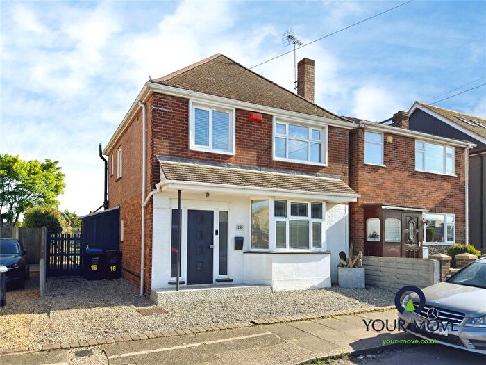 3 Bedroom Detached House For Sale In Cecilia Grove, Broadstairs, Kent, CT10