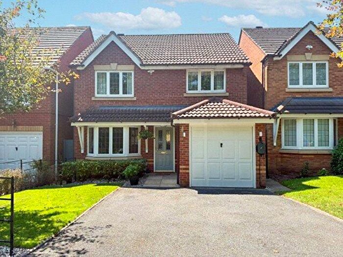 4 Bedroom Detached House For Sale In Old Stratford Road, Bromsgrove, Worcestershire, B60