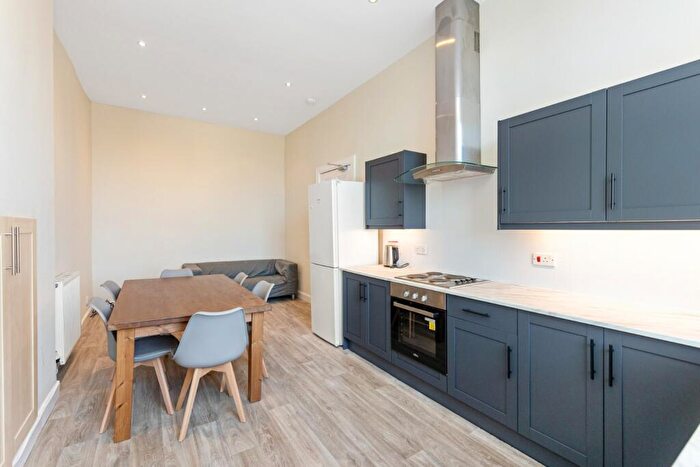 5 Bedroom Flat To Rent In Thirlestane Road, Marchmont, Edinburgh, EH9