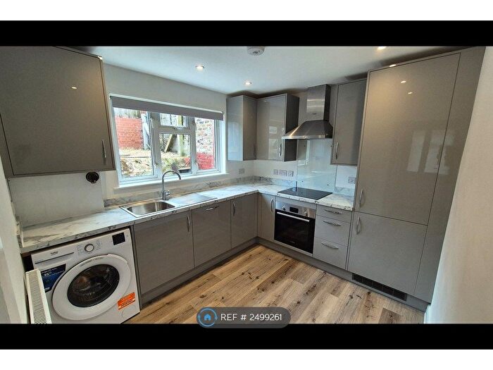 3 Bedroom Semi-Detached House To Rent In Kents Road, Haywards Heath, RH16