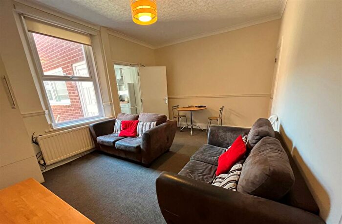 4 Bedroom Terraced House To Rent In Malcolm Street, Heaton, NE6