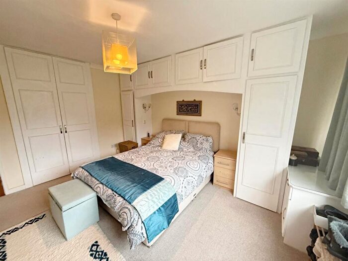2 Bedroom Flat For Sale In Denston Court, Vesey Close, Sutton Coldfield, B74