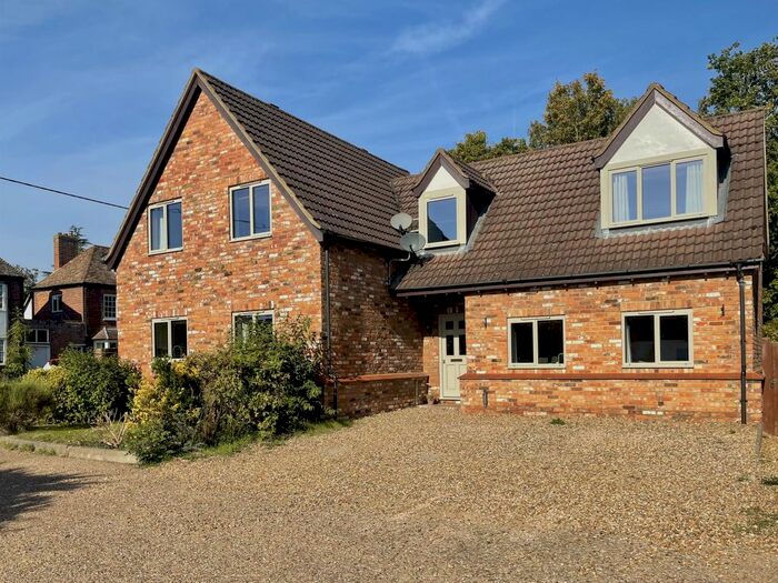 5 Bedroom Detached House For Sale In Newell Close, Arrington, Royston, SG8