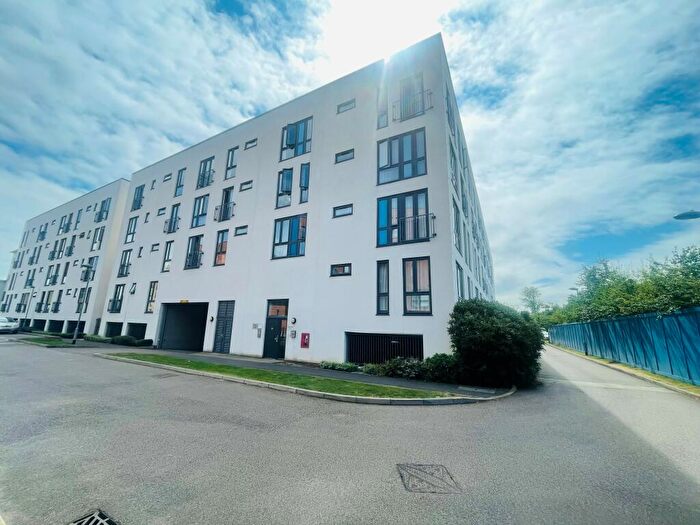 2 Bedroom Apartment To Rent In Otto Road, Welwyn Garden City, AL7