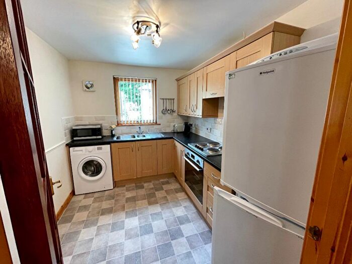 2 Bedroom Flat To Rent In Diriebught Road, Inverness, IV2