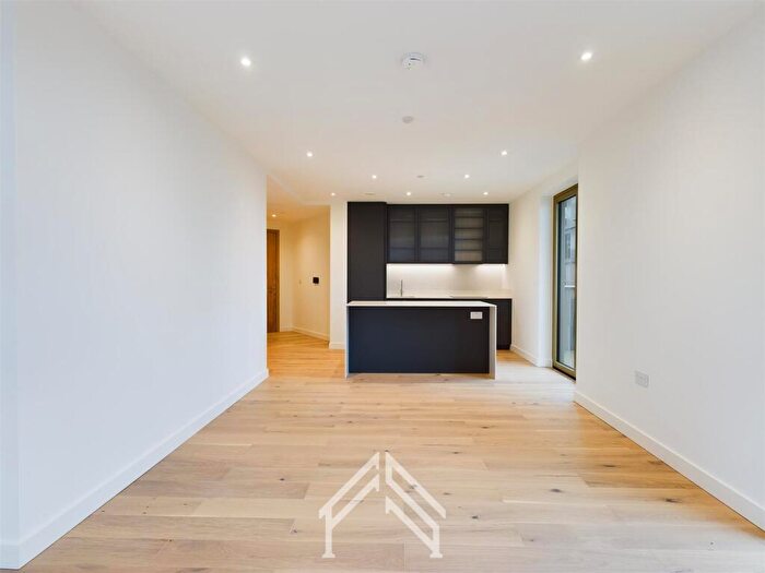 2 Bedroom Apartment To Rent In Ashley Road, Tottenham Hale | London, N17