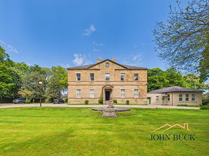 3 Bedroom Flat For Sale In Usworth Hall, Washington, NE37