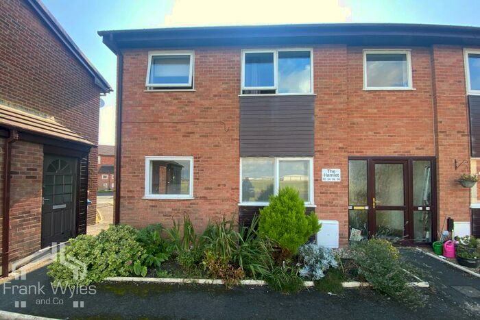 1 Bedroom Flat To Rent In The Hamlet, Lytham St Annes, Lancashire, FY8