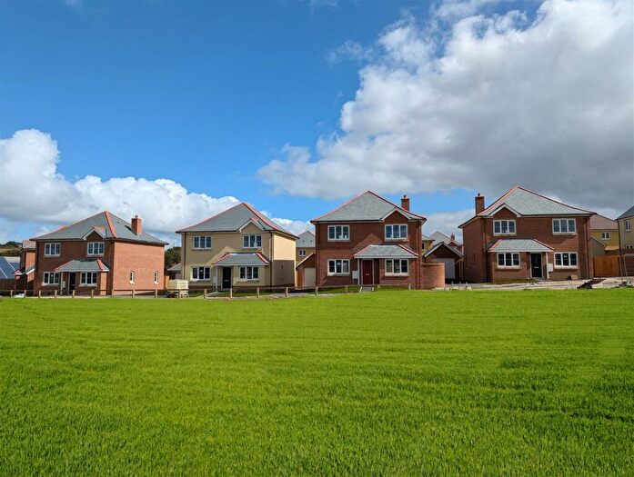 4 Bedroom Detached House For Sale In Okehampton, EX20
