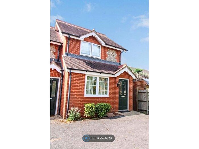 2 Bedroom End Of Terrace House To Rent In Beaconsfield Way, Earley, Reading, RG6