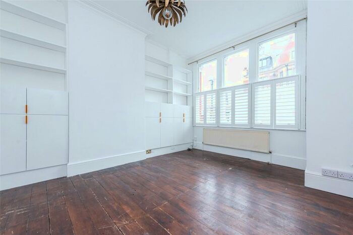 2 Bedroom Apartment To Rent In College Road, Kensal Rise, London, NW10