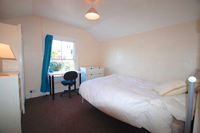 5 Bedroom Property To Rent In Rhyddings Terrace, Brynmill, Swansea, SA2