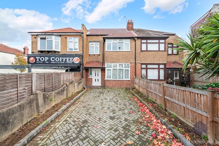 3 Bedroom Terraced House To Rent In Streatham Vale, London, SW16