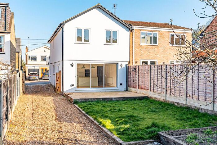 3 Bedroom Detached House For Sale In Post Wood Road, Ware, SG12