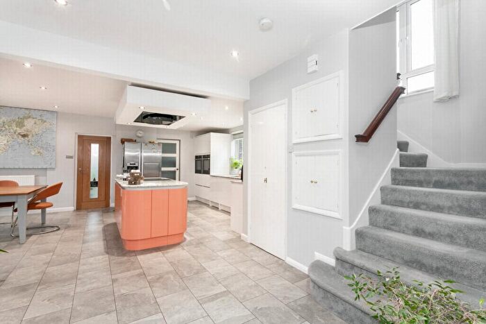 4 Bedroom Detached House For Sale In Barrack Hill, Hythe, CT21