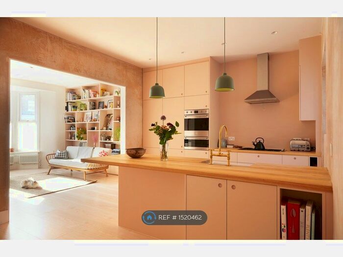 3 Bedroom End Of Terrace House To Rent In Brooke Road, London, E5