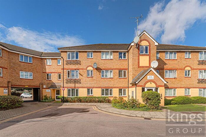 2 Bedroom Flat For Sale In Leopold Road, Edmonton, N18