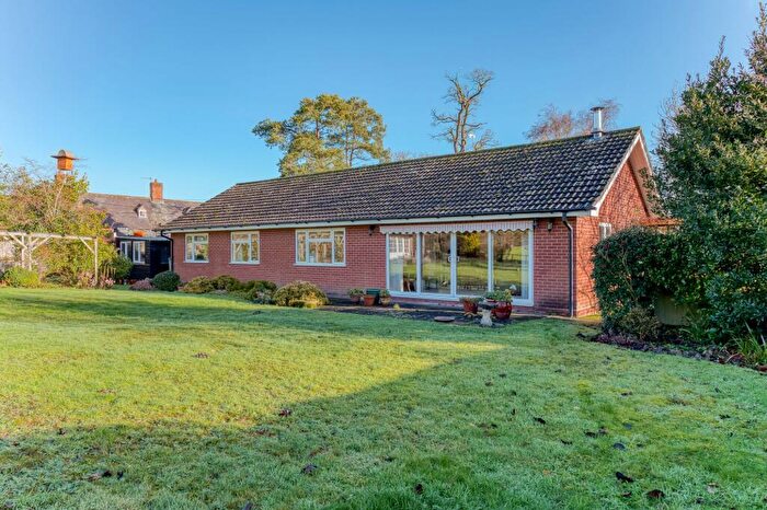 4 Bedroom Detached Bungalow For Sale In Lower Street, Gissing, IP22
