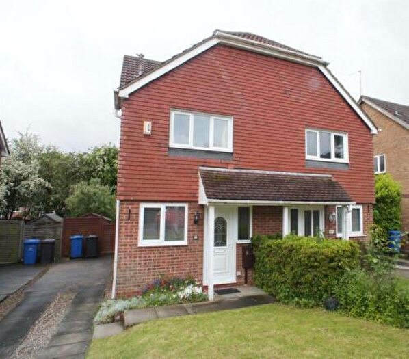 2 Bedroom Semi-Detached House To Rent In Saffron Drive, Oakwood, DE21