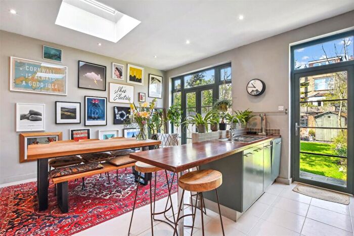 4 Bedroom House For Sale In Outram Road, London, N22
