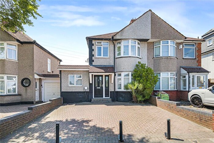 4 Bedroom Semi Detached House For Sale In Penhill Road, Bexley, Kent, DA5