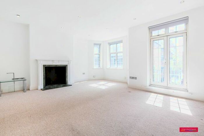 2 Bedroom Flat To Rent In Dorset Street, London, W1U