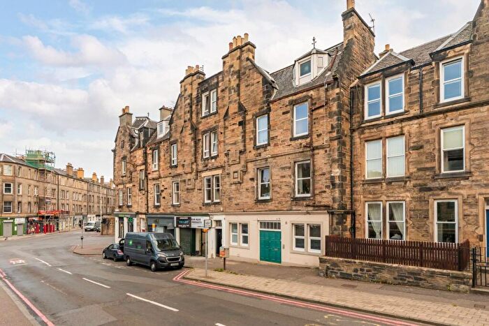2 Bedroom Flat For Sale In Ardmillan Terrace, Edinburgh, EH11