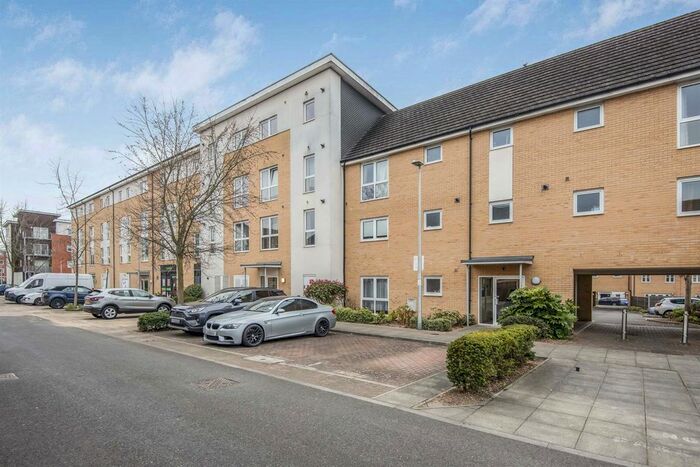 1 Bedroom Flat To Rent In Merrick House, Whale Avenue, Reading, RG2
