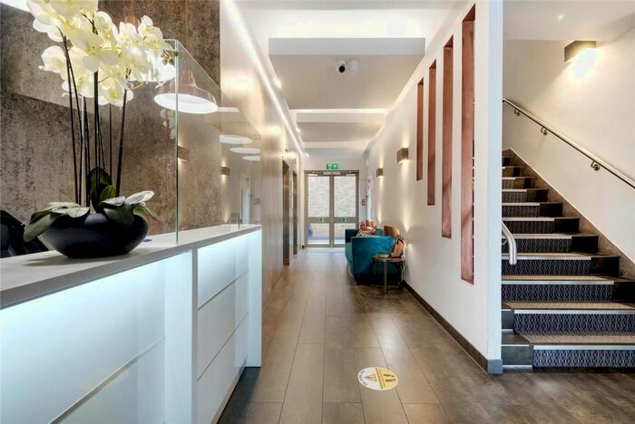 1 Bedroom Flat To Rent In Dingley Road, Old Street, London, EC1V