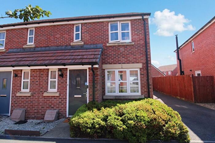 3 Bedroom Semi-Detached House For Sale In Alford Rise, Salisbury, SP2