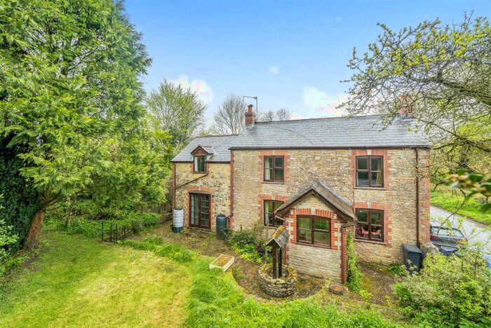 5 Bedroom Detached House For Sale In Membury, Axminster, EX13