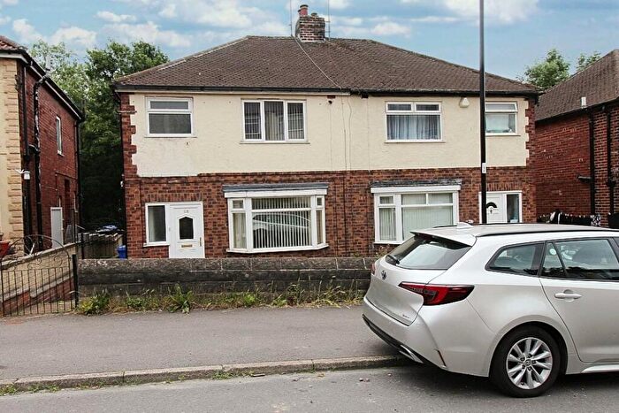3 Bedroom Semi-Detached House For Sale In Vickers Road, Sheffield, S5