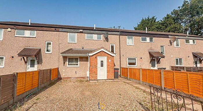 3 Bedroom Terraced House To Rent In Swinford Avenue, Leicester, LE2