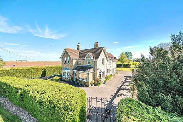 6 Bedroom Equestrian Property For Sale In Bell Drove, Thorney, Peterborough, Cambridgeshire, PE6